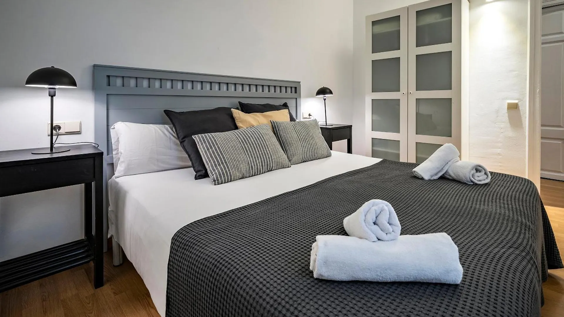 Habitat Apartments Art Barcelona